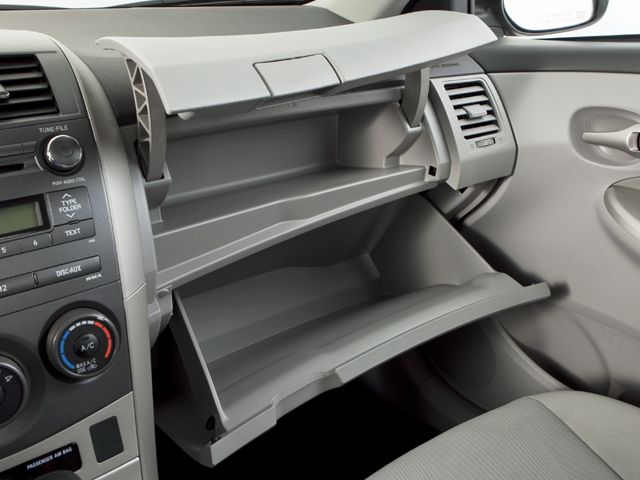 2011 Toyota COROLLA LE