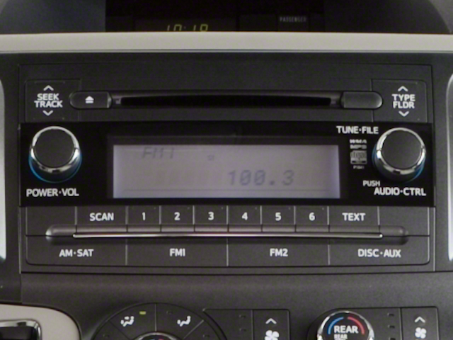 2012 Toyota SIENNA XLE 3.5L XLE 8 Passenger