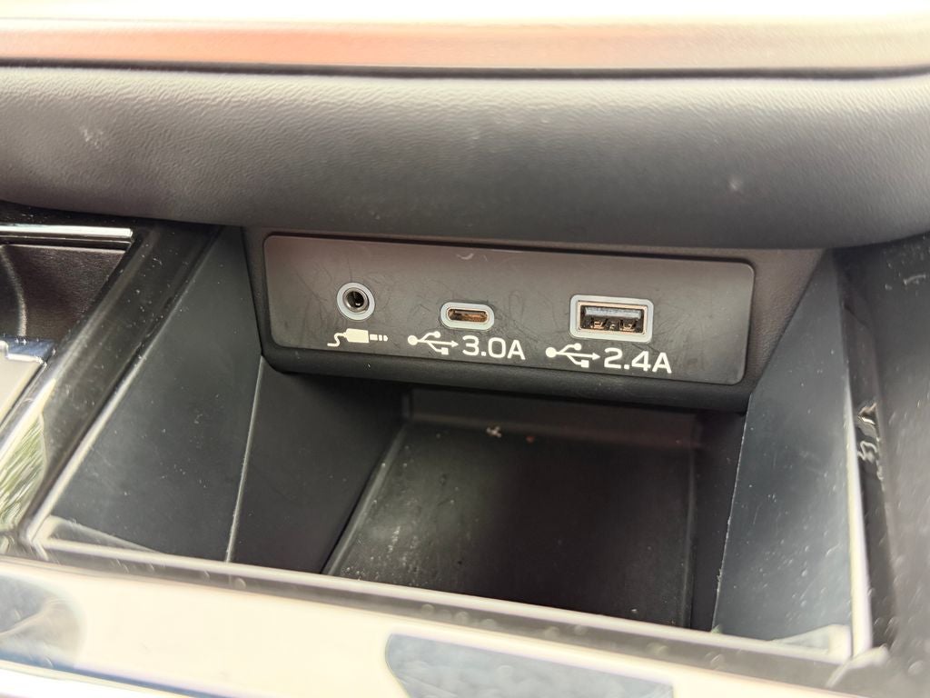 2025 Subaru Outback Touring