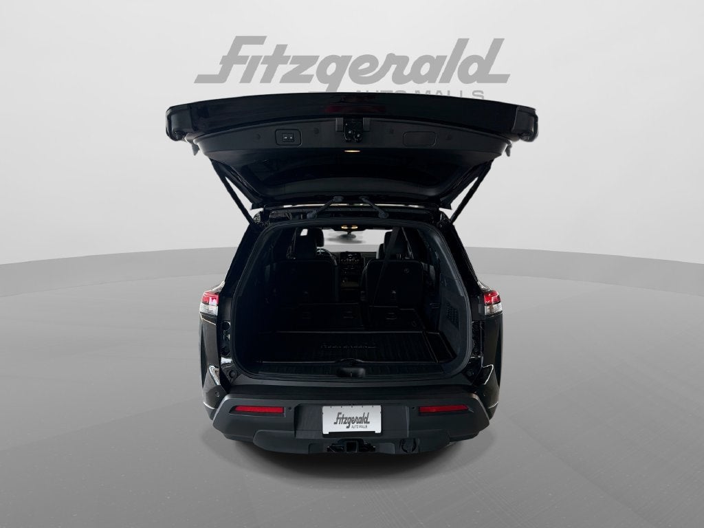 2025 Nissan Pathfinder Rock Creek