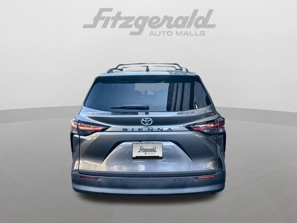 2021 Toyota Sienna XLE 7 Passenger