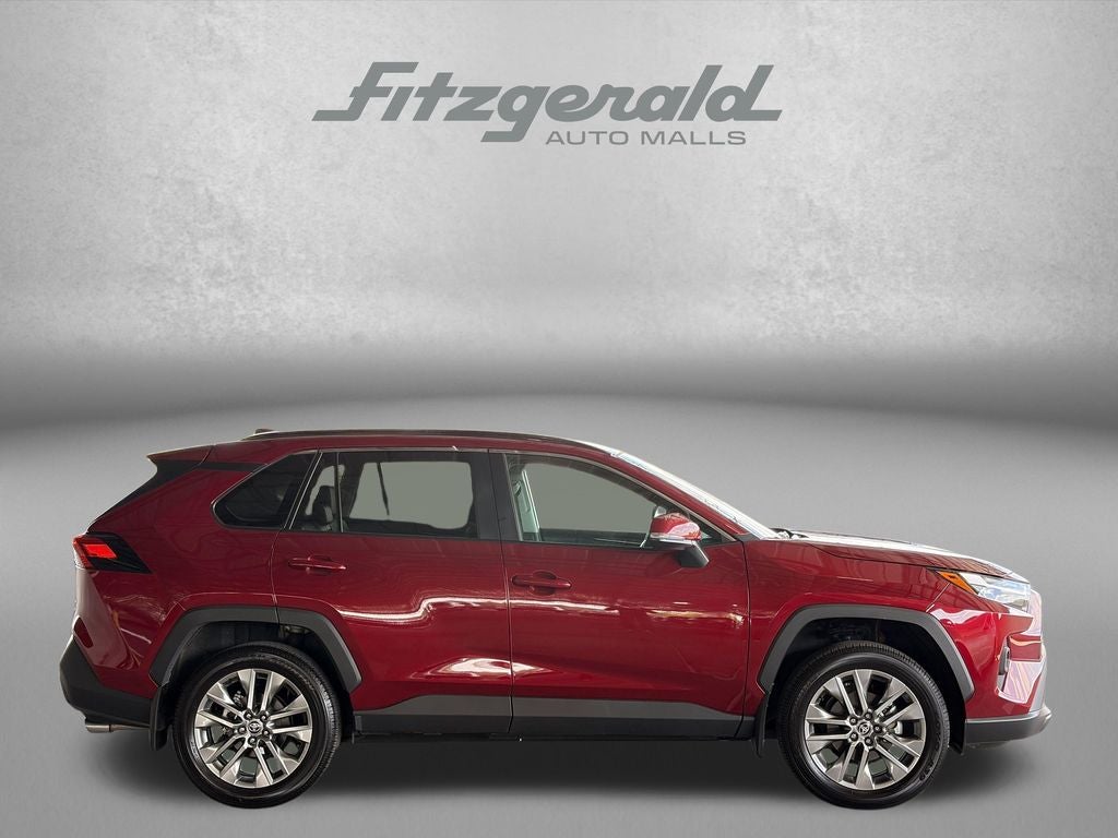 2025 Toyota RAV4 XLE Premium