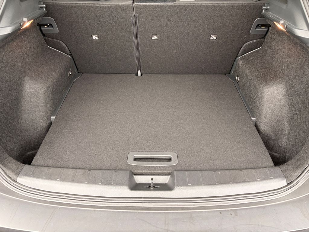2025 Nissan Kicks MPV SV