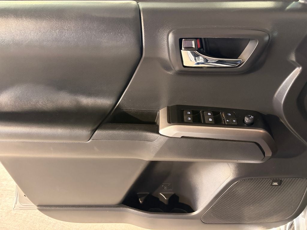 2023 Toyota TACOMA LIMITED Limited V6