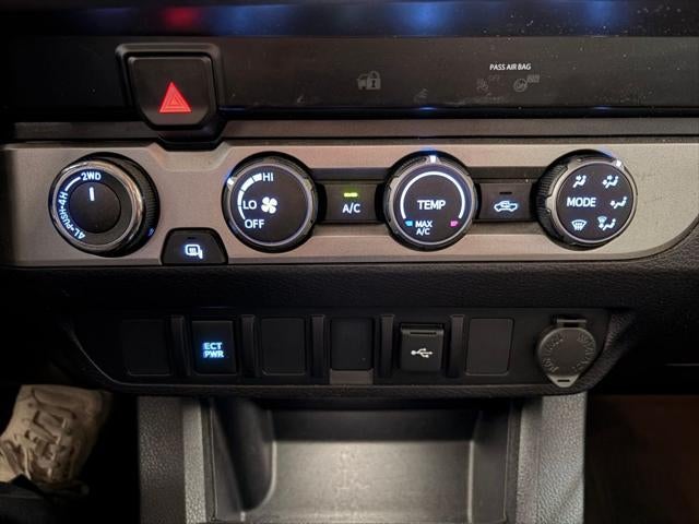 2022 Toyota TACOMA SR5 SR5