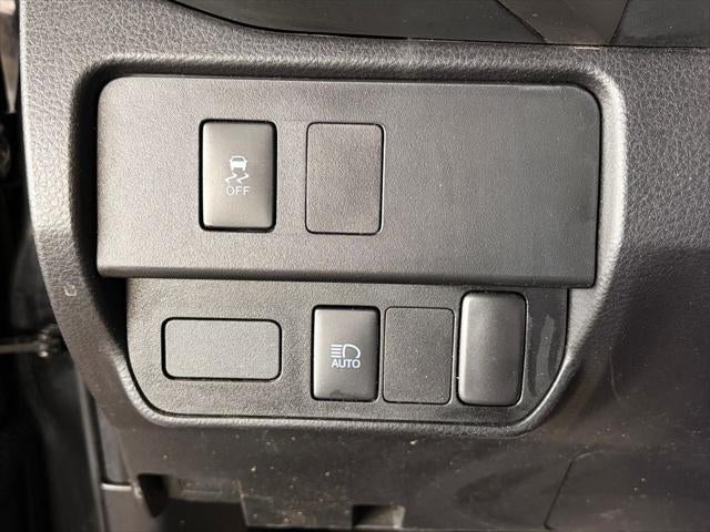 2022 Toyota TACOMA SR5 SR5