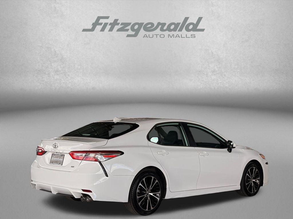 2019 Toyota CAMRY SE