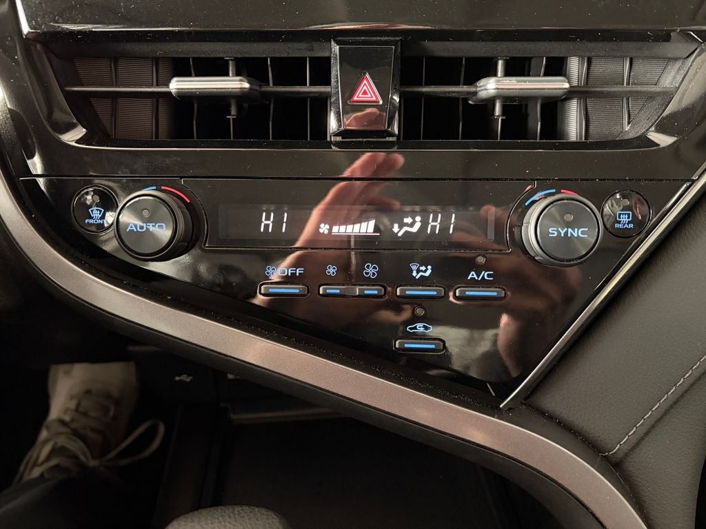 2024 Toyota CAMRY LE