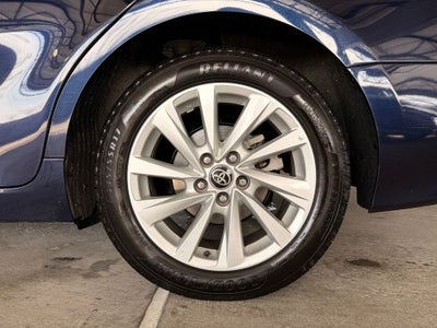 2022 Toyota CAMRY LE