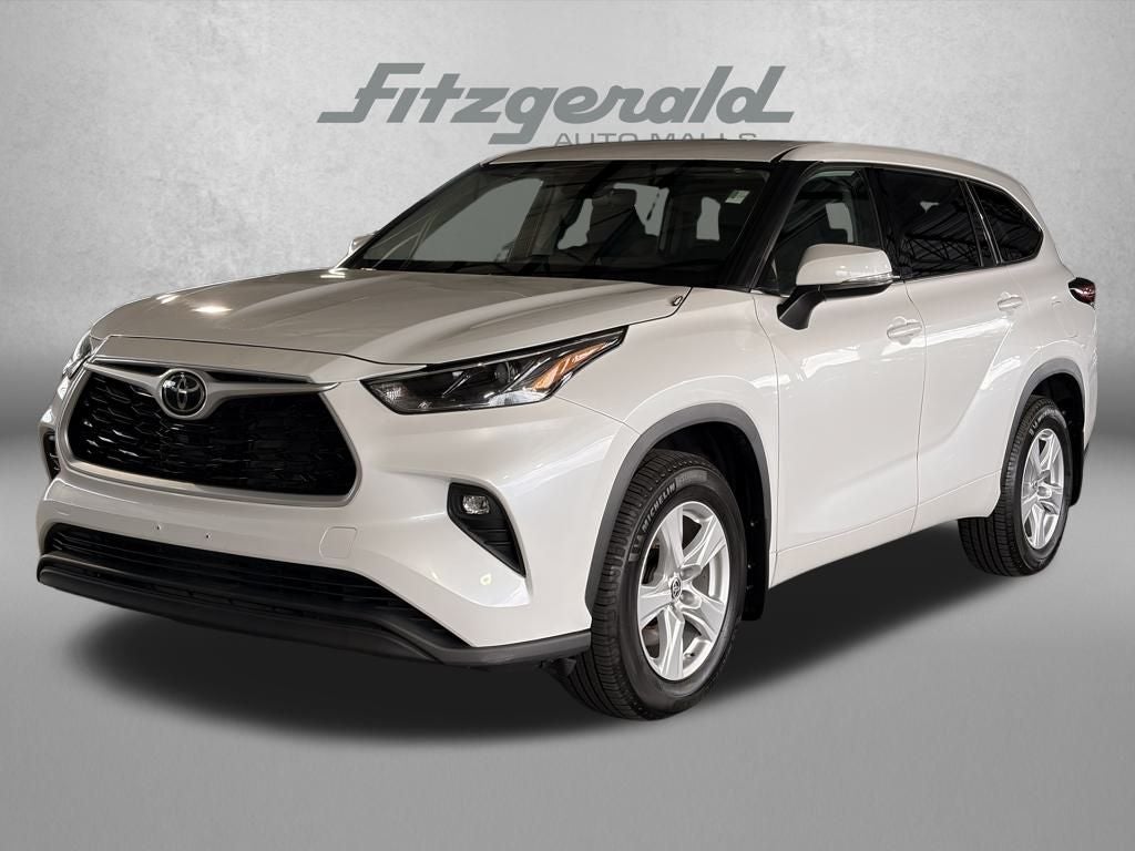 2022 Toyota HIGHLANDER LE