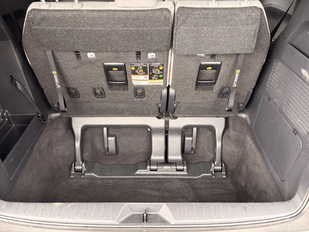 2026 Toyota Sienna LE 7 Passenger