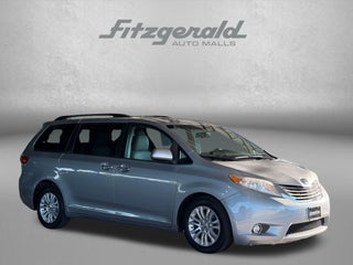 2015 Toyota SIENNA XLE 3.5L XLE 8 Passenger