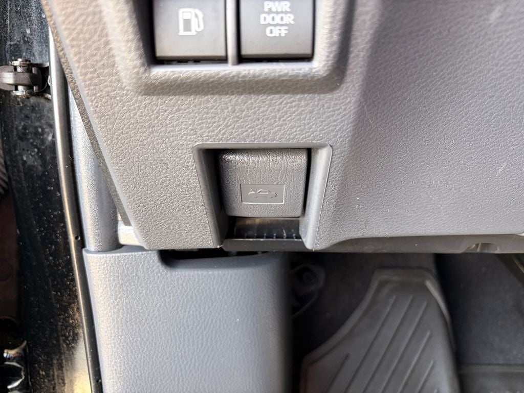 2024 Toyota SIENNA XLE XLE 8 Passenger