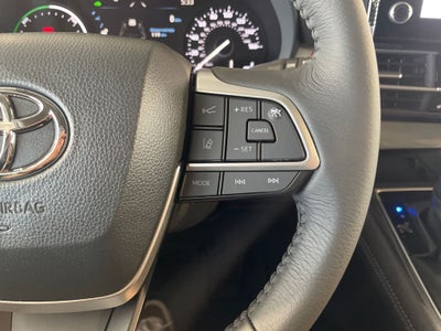 2026 Toyota Sienna XLE 7 Passenger