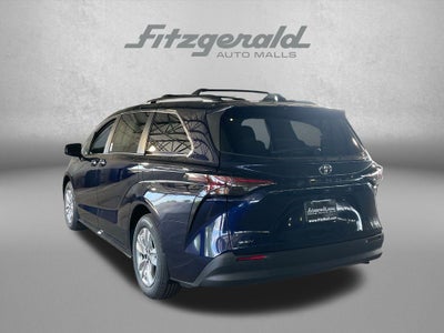 2026 Toyota Sienna XLE 7 Passenger
