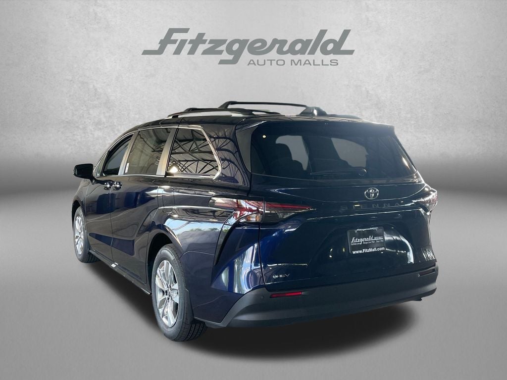2026 Toyota Sienna XLE 7 Passenger