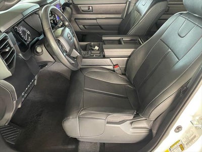 2025 Toyota TUNDRA 4X4 SR