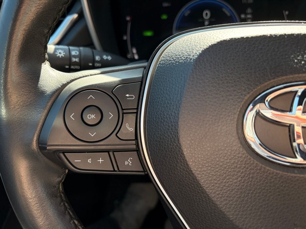 2023 Toyota Corolla Cross Hybrid XSE