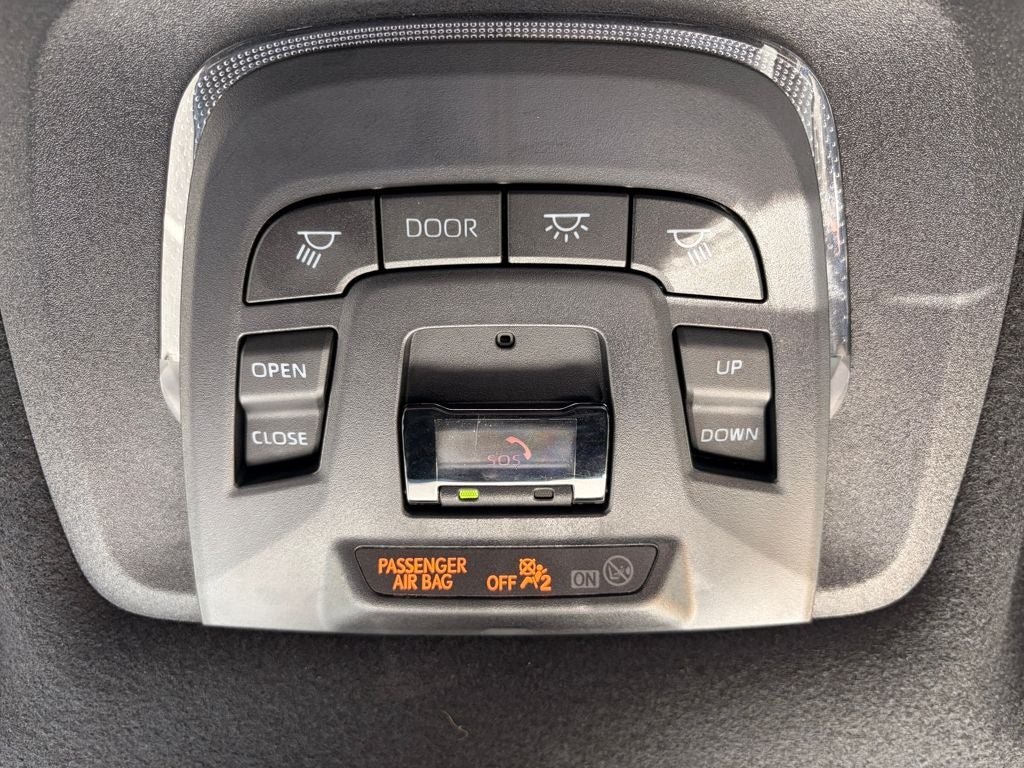 2023 Toyota Corolla Cross Hybrid XSE