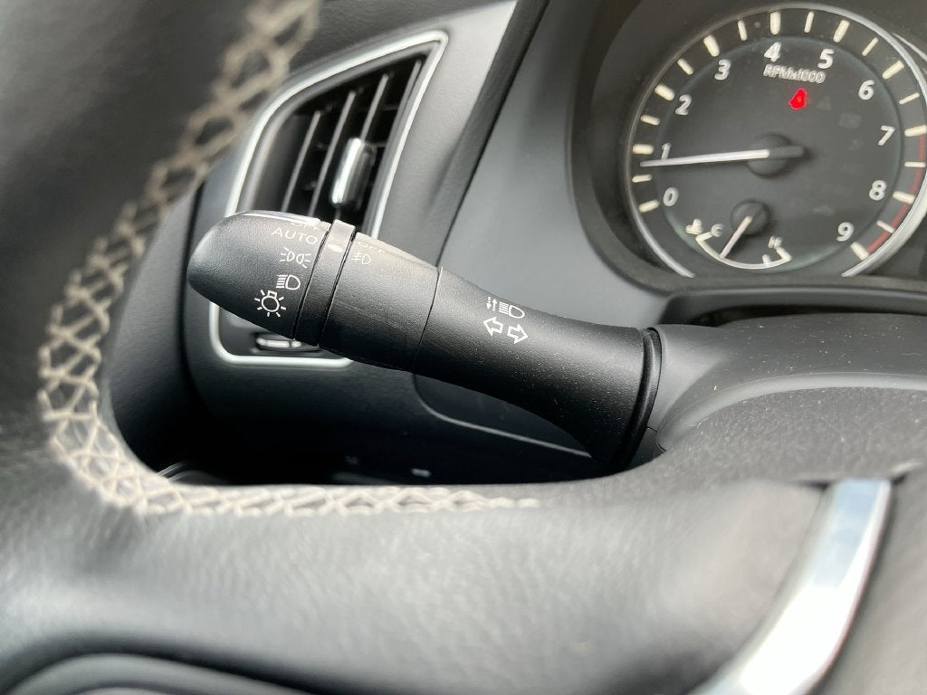 2022 INFINITI Q50 LUXE
