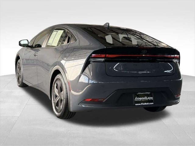 2025 Toyota PRIUS LE