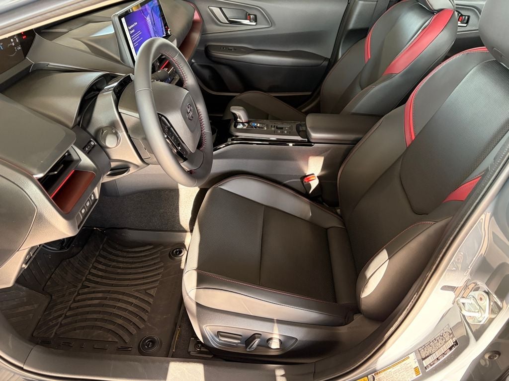 2026 Toyota PRIUS XSE XSE