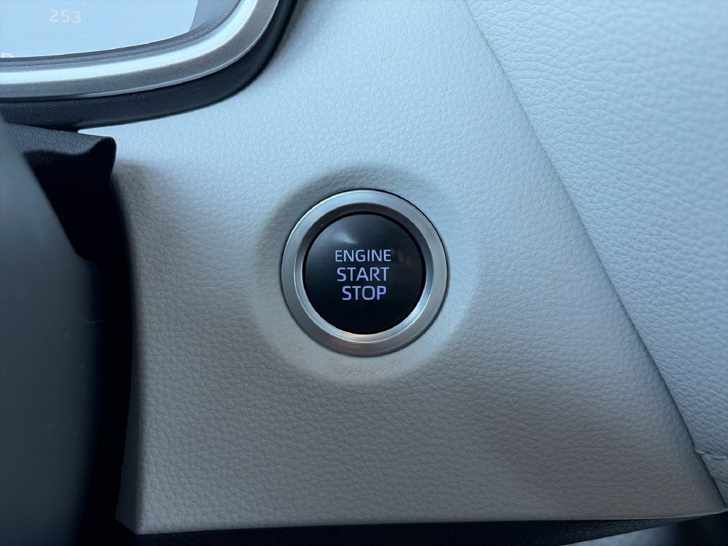 2019 Toyota Corolla Hatchback SE