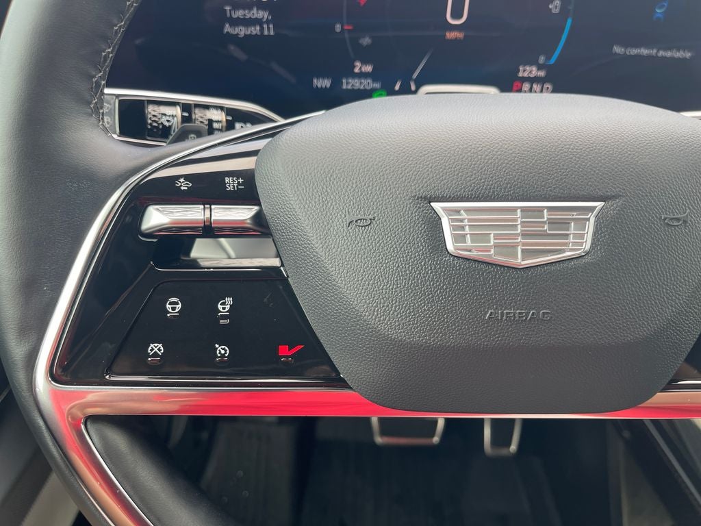 2026 Cadillac VISTIQ Sport