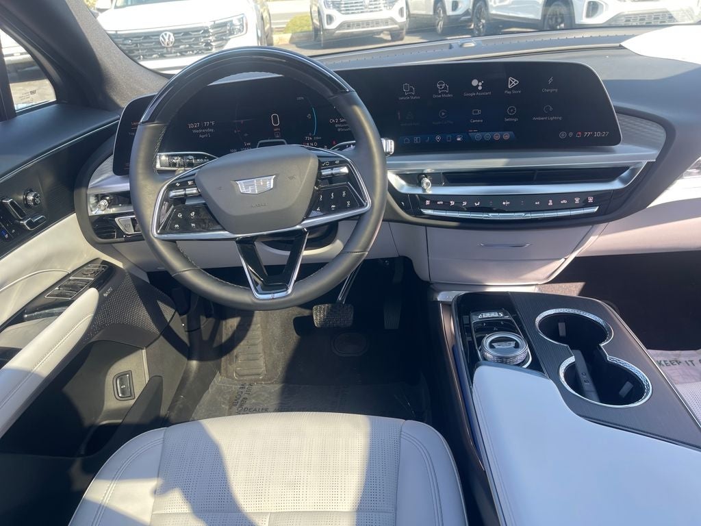 2025 Cadillac LYRIQ Luxury