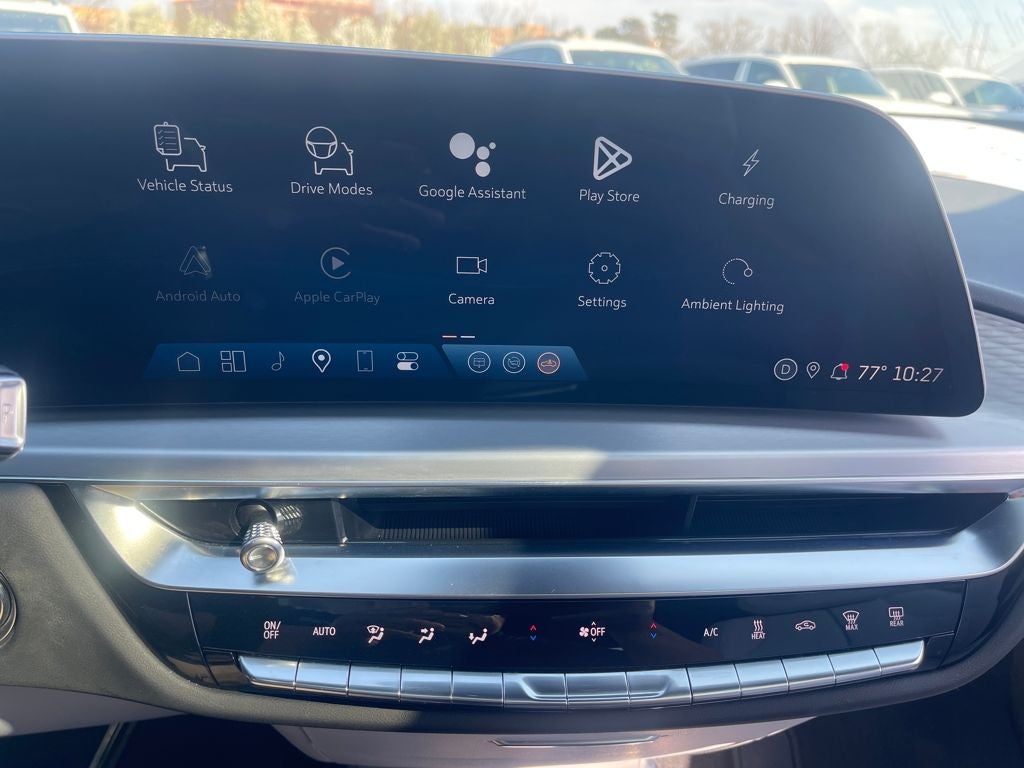 2025 Cadillac LYRIQ Luxury