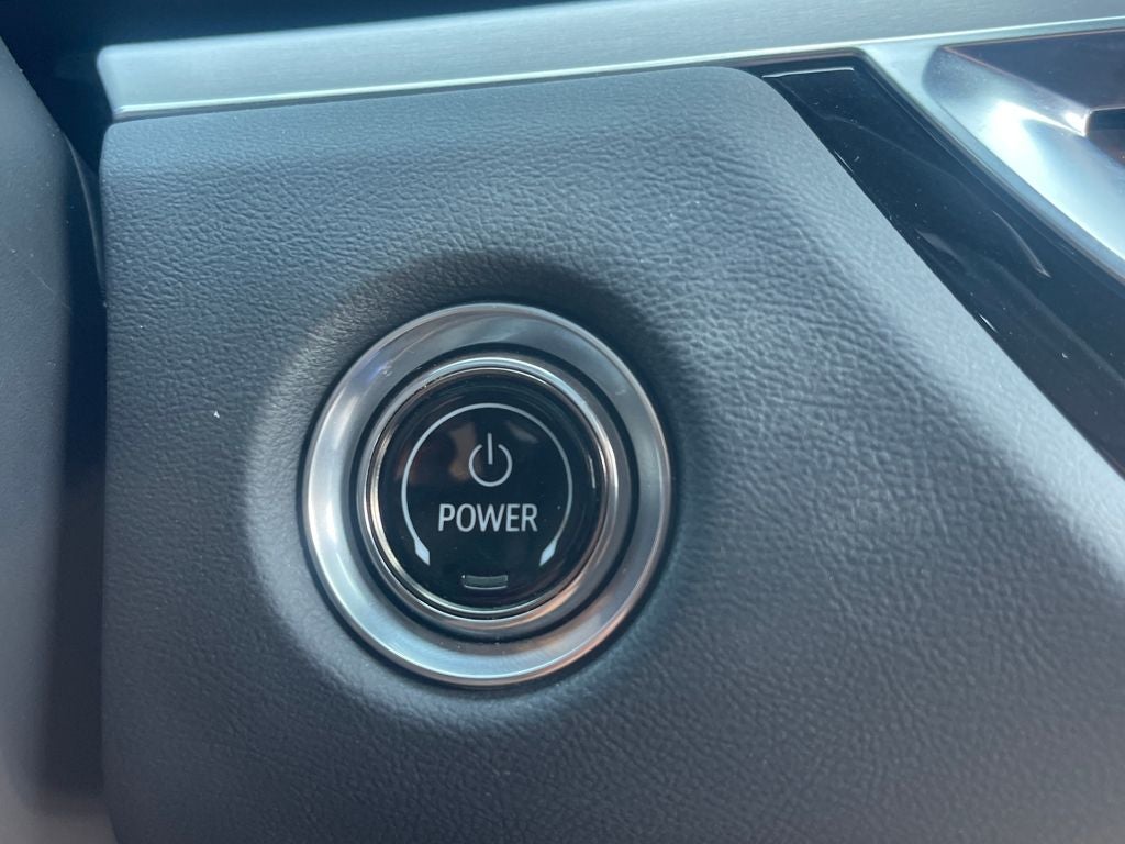 2025 Cadillac LYRIQ Luxury