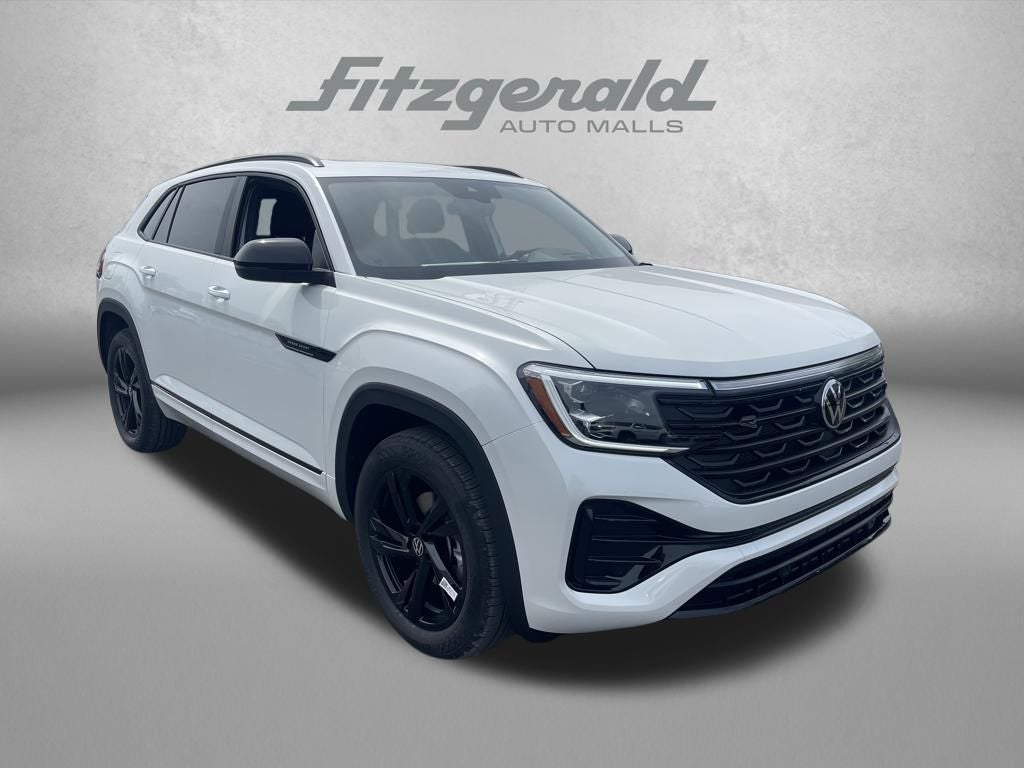 2026 Volkswagen Atlas Cross Sport 2.0T SEL R-Line Black