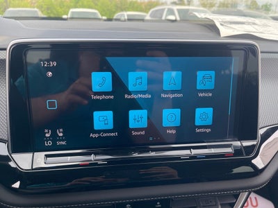 2026 Volkswagen Atlas Cross Sport 2.0T SEL R-Line Black