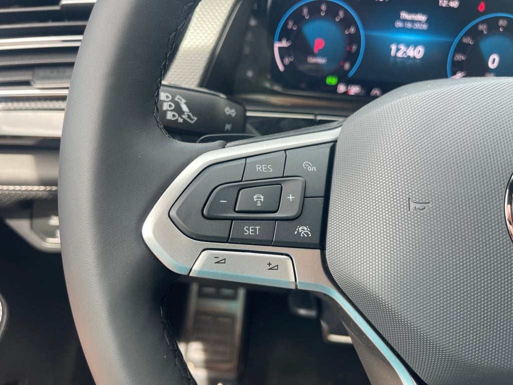 2026 Volkswagen Atlas Cross Sport 2.0T SEL R-Line Black