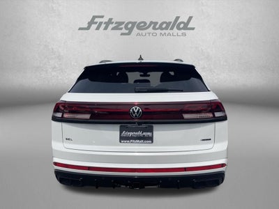 2026 Volkswagen Atlas Cross Sport 2.0T SEL R-Line Black