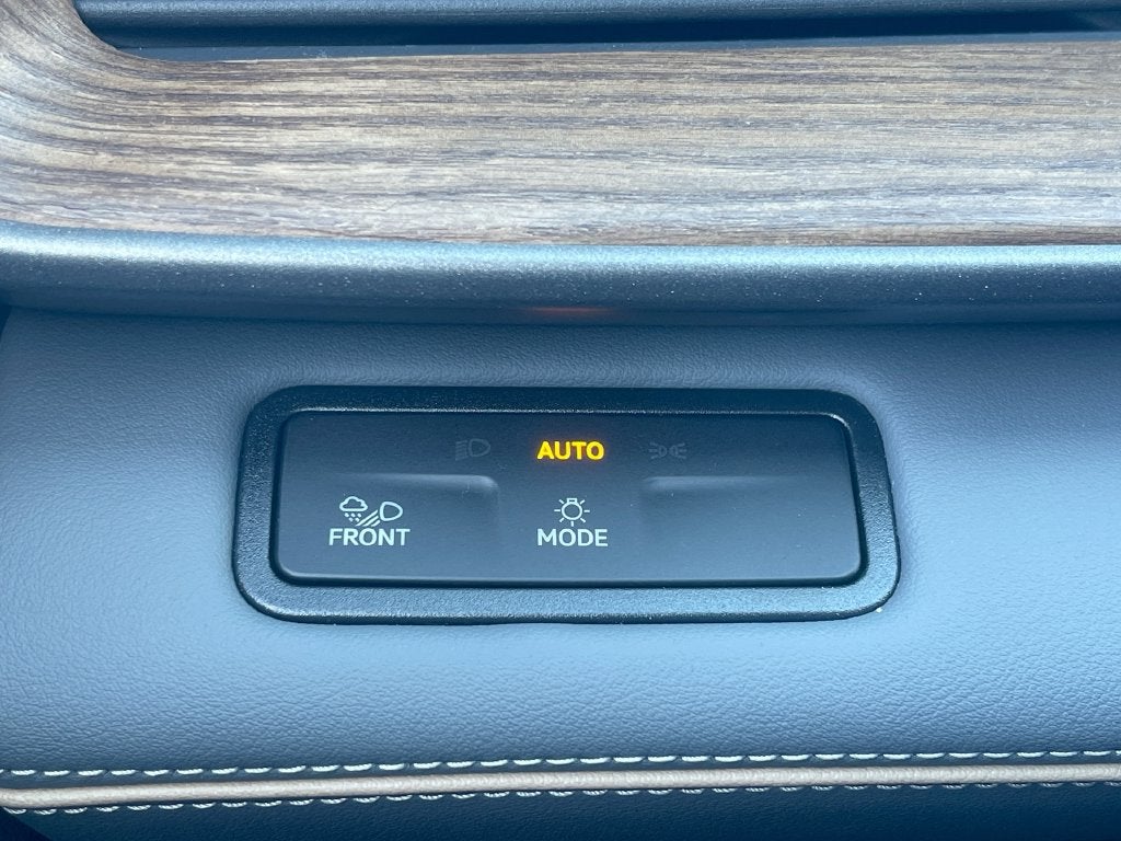 2027 Volkswagen Atlas SEL