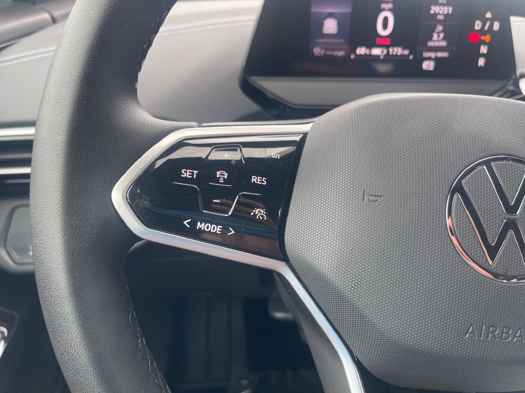 2023 Volkswagen ID.4 Pro
