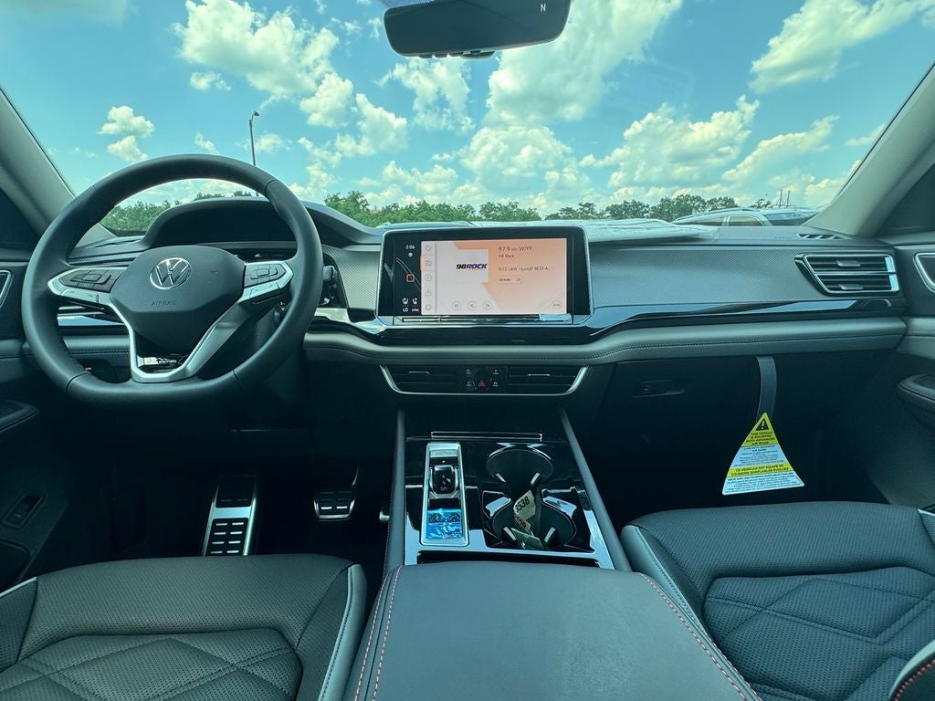 2025 Volkswagen Atlas 2.0T Peak Edition