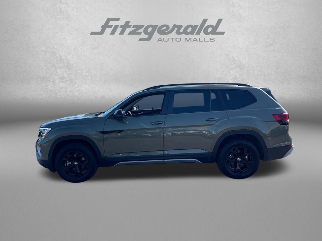 2025 Volkswagen Atlas 2.0T Peak Edition
