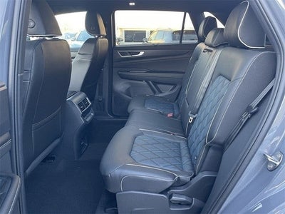 2026 Volkswagen Atlas Cross Sport 2.0T SEL Premium R-Line