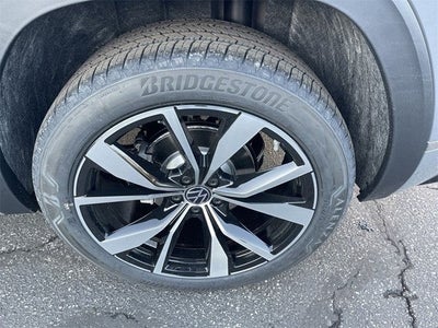 2026 Volkswagen Atlas Cross Sport 2.0T SEL Premium R-Line