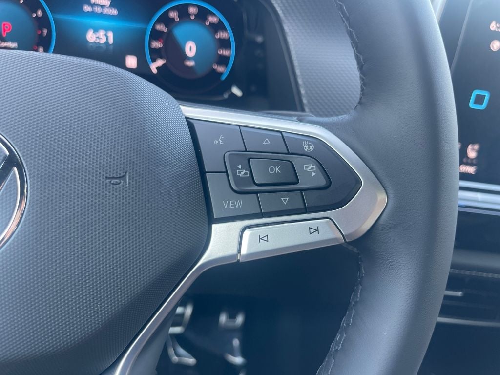 2026 Volkswagen Atlas Cross Sport 2.0T SEL Premium R-Line