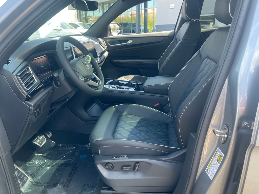 2026 Volkswagen Atlas Cross Sport 2.0T SEL Premium R-Line