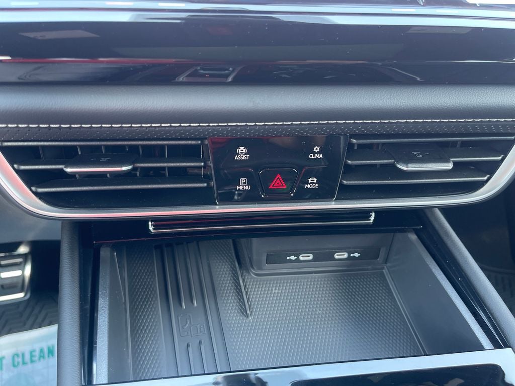 2026 Volkswagen Atlas Cross Sport SEL Premium R-Line