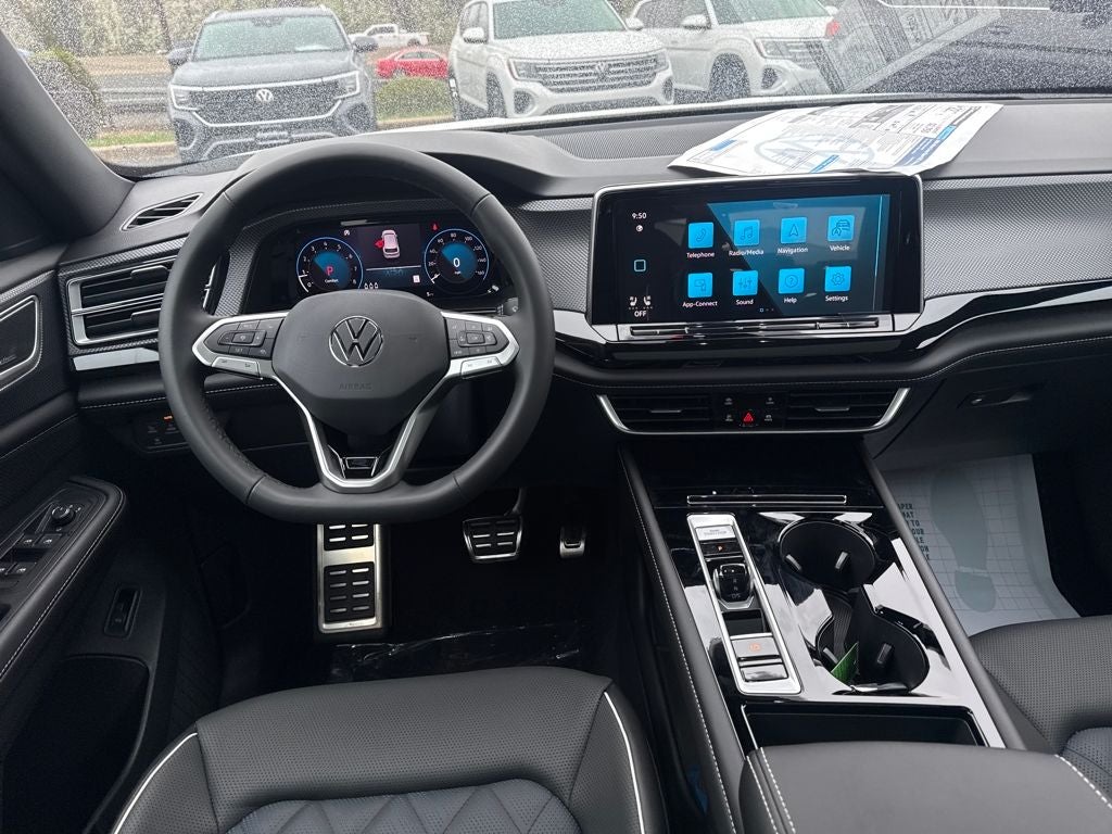 2026 Volkswagen Atlas Cross Sport 2.0T SEL Premium R-Line