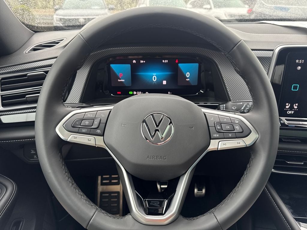 2026 Volkswagen Atlas Cross Sport 2.0T SEL Premium R-Line