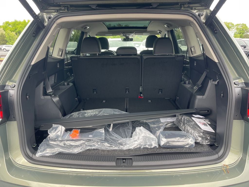 2026 Volkswagen Atlas 2.0T SEL Premium R-Line