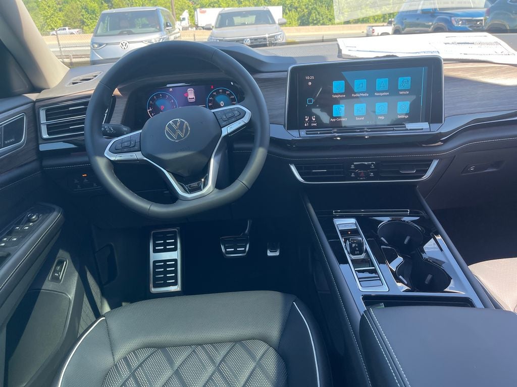 2026 Volkswagen Atlas 2.0T SEL Premium R-Line