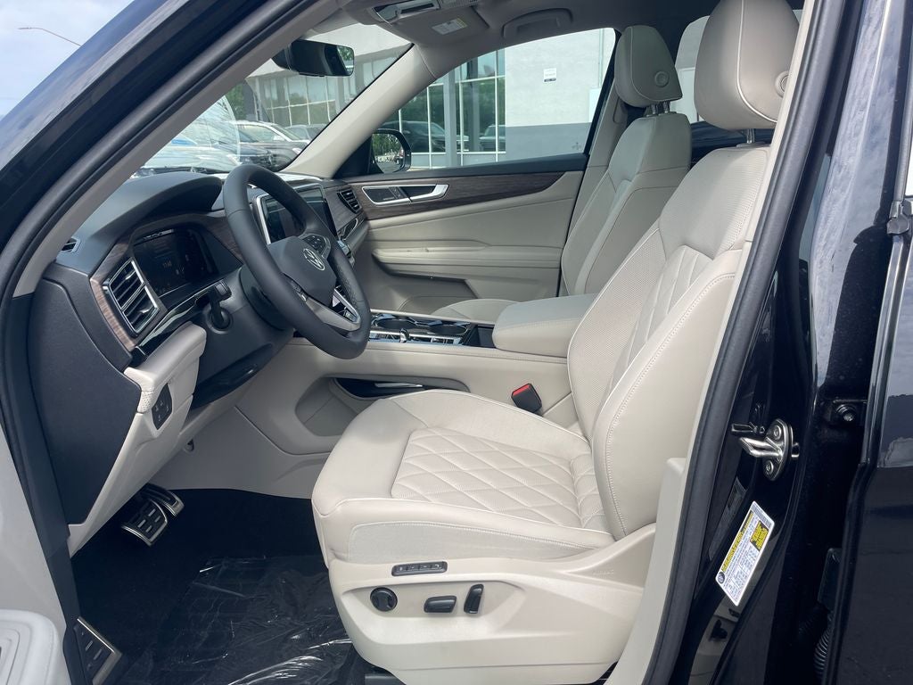 2026 Volkswagen Atlas 2.0T SEL Premium R-Line