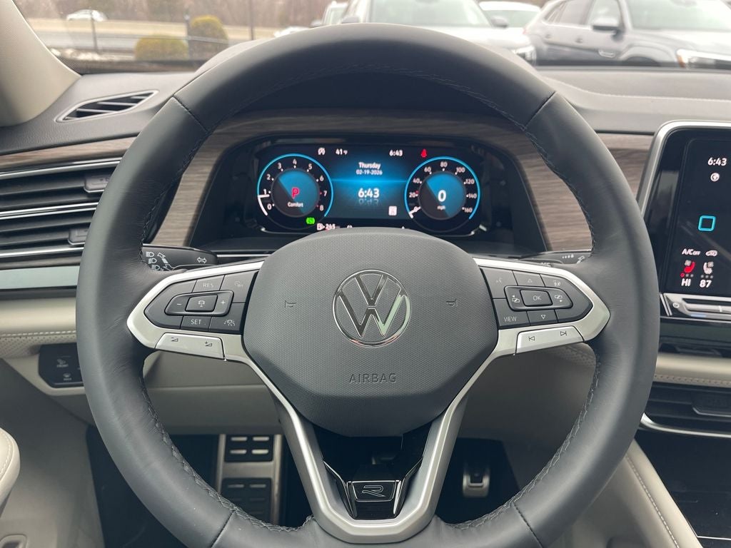 2026 Volkswagen Atlas 2.0T SEL Premium R-Line